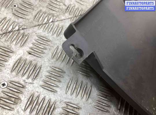 купить Клык бампера задний левый на Opel Vivaro Vivaro A 2001-2014