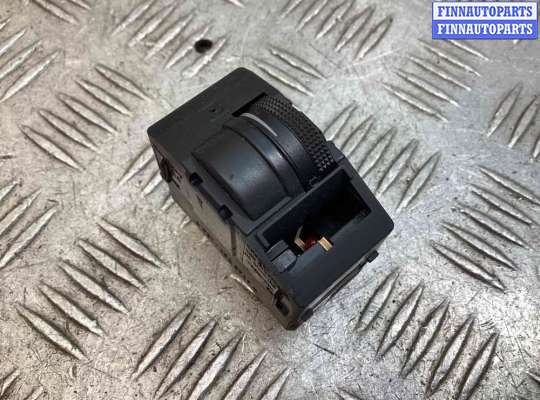 Кнопка освещения панели приборов AU1733923 на Audi A6 Allroad A6 Allroad C5 (4BH) 2000-2005