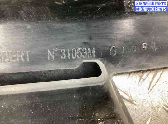 купить Решетка радиатора на Renault Espace Espace IV 2002-2006