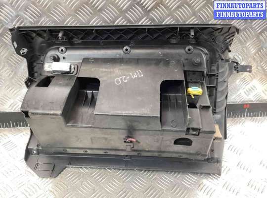 купить Бардачок на Volkswagen Golf Golf V (1K) 2004-2009