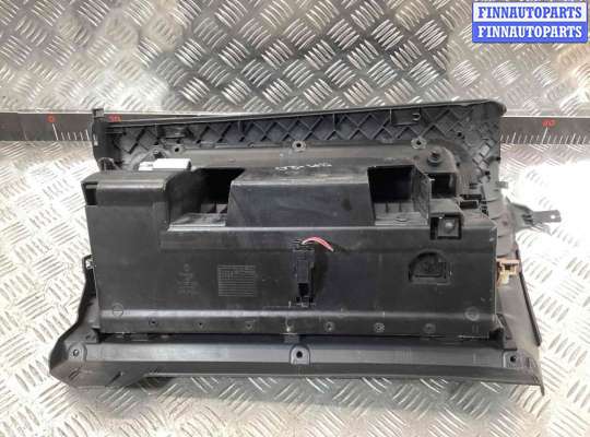 купить Бардачок на Volkswagen Golf Golf V (1K) 2004-2009