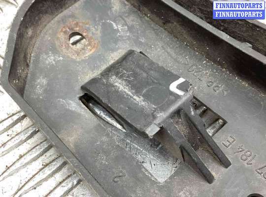 купить Кронштейн крепления бампера переднего на Volkswagen Passat Passat B5+ (3B) 2000-2005 рестайлинг