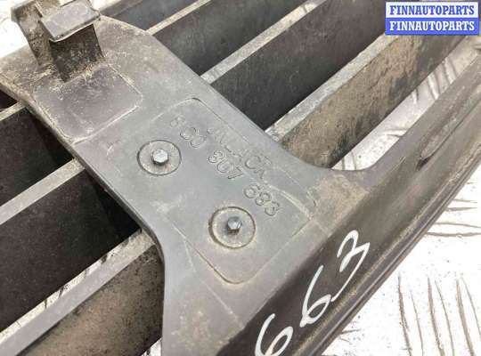 купить Заглушка (решетка) в бампер передний на Audi A4 A4 B5 (8D) 1994-1999