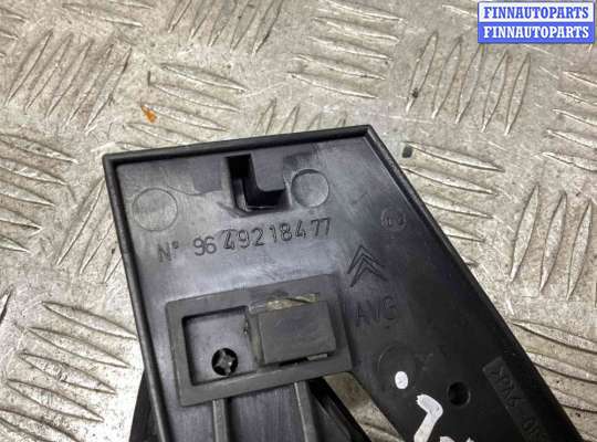 купить Ручка внутренняя передняя левая на Citroen C5 C5 I 2004-2008 рестайлинг