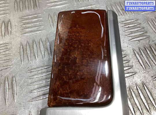 купить Накладка декоративная на торпедо на Volkswagen Touareg Touareg I (7L) 2002-2006