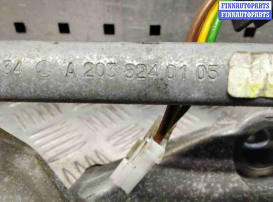 Трапеция дворников (стеклоочистителя) на Mercedes-Benz C (W203)