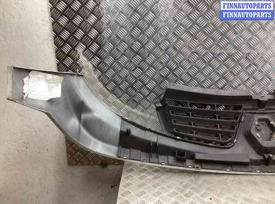 купить Решетка радиатора на Renault Trafic Trafic II 2001-2014