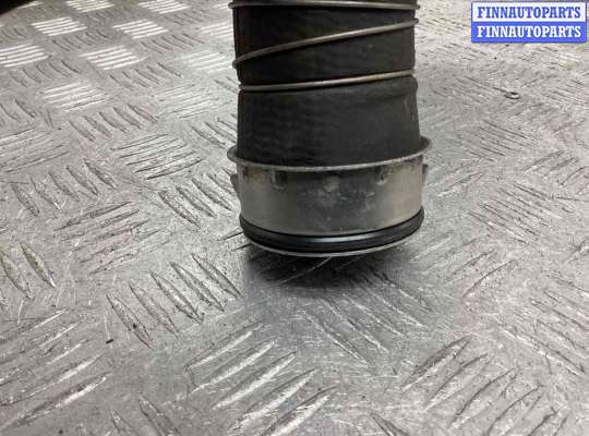 купить Патрубок интеркулера на Mercedes CLK CLK (W209) 2002-2005