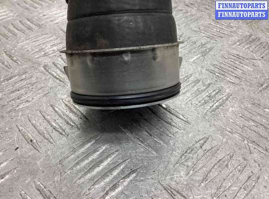 купить Патрубок интеркулера на Mercedes CLK CLK (W209) 2002-2005