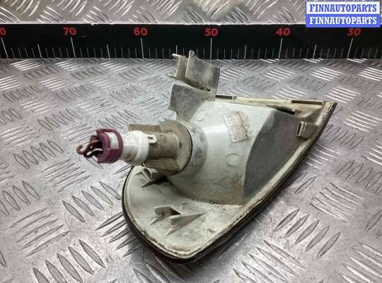 купить Поворотник левый на Audi A4 A4 B5 (8D) 1994-1999