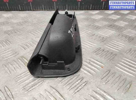 Ручка двери внутренняя на Volkswagen Golf IV (1J)