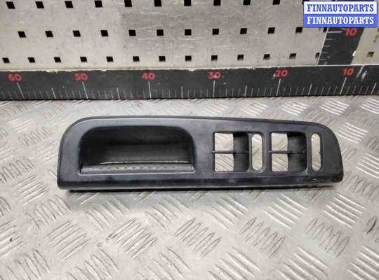 Ручка двери внутренняя на Volkswagen Golf IV (1J)