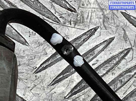 купить Трубка сцепления на Volkswagen Passat Passat B5+ (3B) 2000-2005 рестайлинг