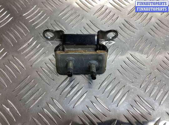 купить Петля крышки багажника на Volvo V50 V50 (MW) 2003-2007