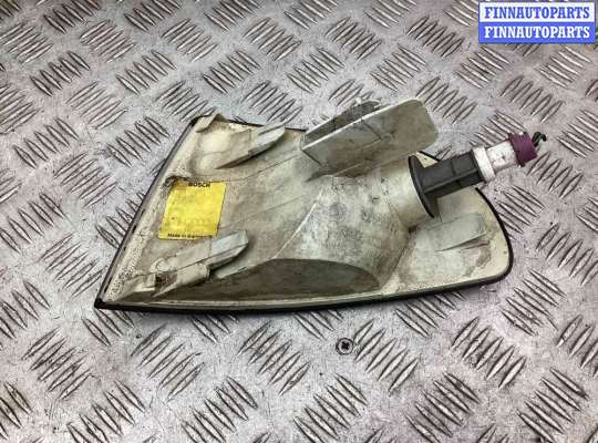 купить Поворотник правый на Audi A4 A4 B5 (8D) 1994-1999