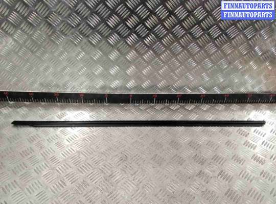 Молдинг стекла двери передней левой наружный FO2158393 на Ford Galaxy Galaxy I (WGR) 2000-2006 рестайлинг