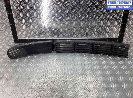 купить Заглушка (решетка) в бампер передний на Volkswagen Passat Passat B5 (3B) 1996-2000