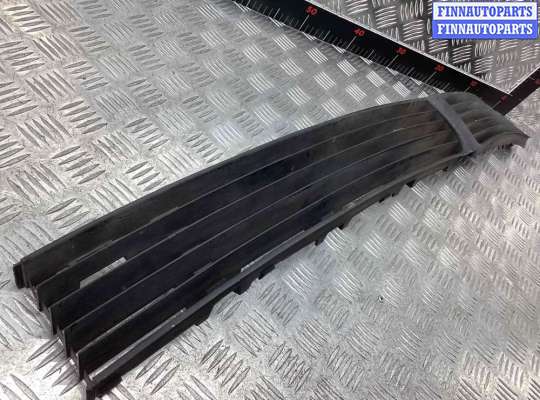 купить Заглушка (решетка) в бампер передний на Volkswagen Passat Passat B5 (3B) 1996-2000