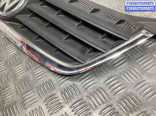 купить Решетка радиатора на Volkswagen Touran Touran I (1T) 2003-2006