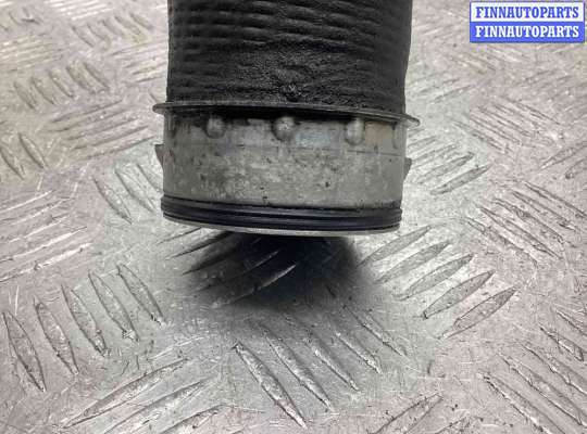 купить Патрубок интеркулера на Volkswagen Touran Touran I (1T) 2003-2006
