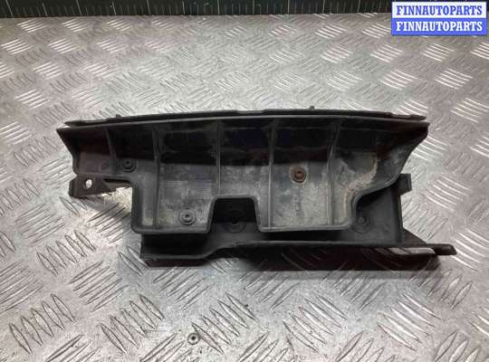 Кронштейн бампера на Audi A6 (C6)