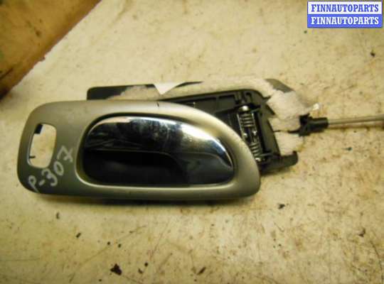 Ручка двери внутренняя на Peugeot 307