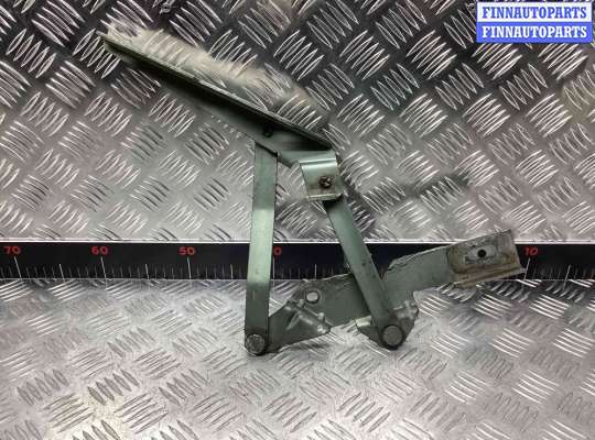 купить Петля капота правая на Audi 100 100 C3 1982-1991