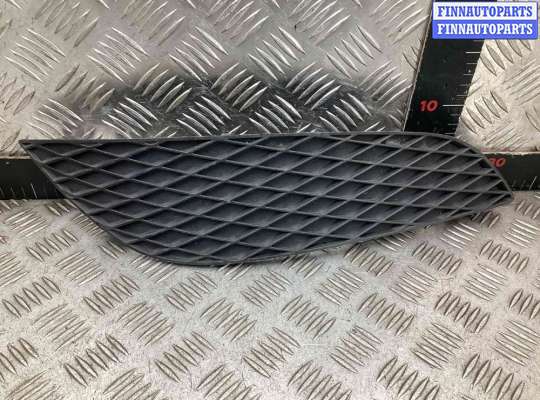 Купить Заглушка (решетка) в бампер передний на Opel Astra Astra H 2007-2010 рестайлинг Заглушка (решетка) в бампер передний OP2283540 на Opel Astra Astra H 2007-2010 рестайлинг