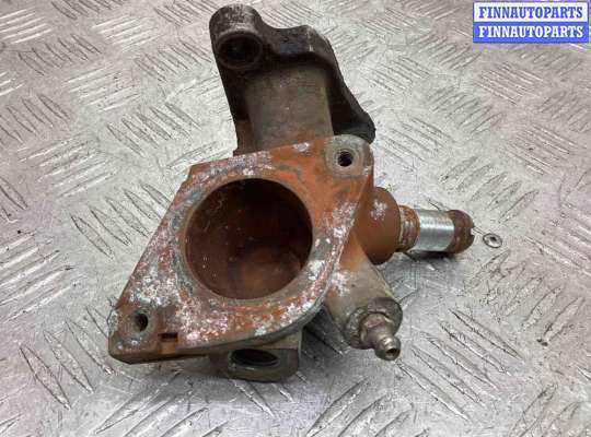 Корпус термостата на Chrysler PT Cruiser