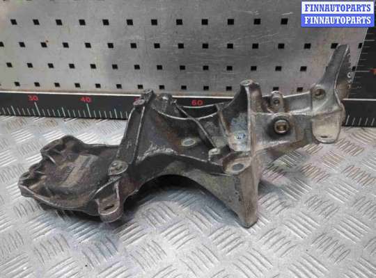 купить Кронштейн генератора на Renault Megane Megane II 2002-2006
