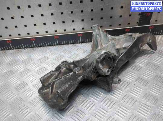 купить Кронштейн генератора на Renault Megane Megane II 2002-2006