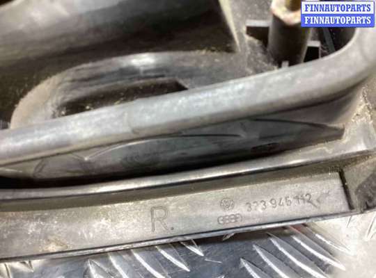 купить Фонарь задний правый на Volkswagen Passat Passat B3 1988-1993