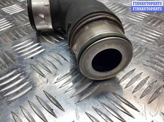 купить Патрубок интеркулера на Volkswagen Golf Golf V (1K) 2004-2009