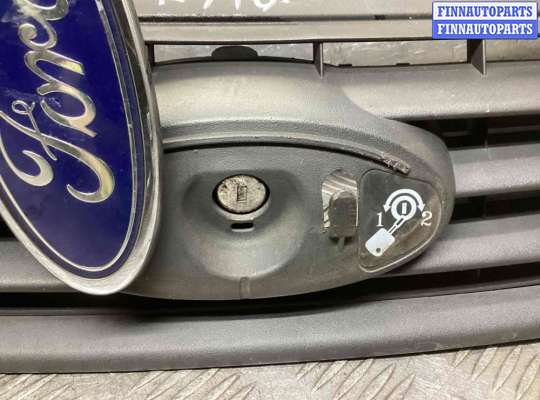 купить Решетка радиатора на Ford C-Max C-Max I (C214) 2007-2010 рестайлинг