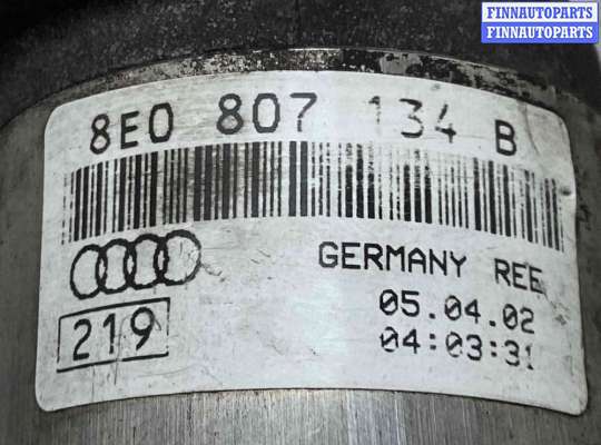 купить Кронштейн крепления бампера на Audi A4 A4 B6 (8EC, 8E5) 2000-2006