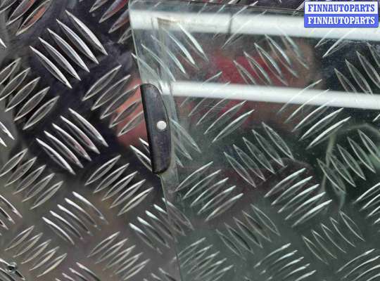 Стекло боковое двери