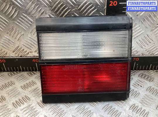 Фонарь крышки багажника левый VG2452044 на Volkswagen Passat Passat B3 1988-1993
