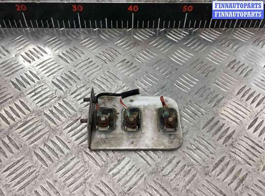 Реле вентилятора AU1694304 на Audi A6 A6 C5 (4B) 2001-2004 рестайлинг