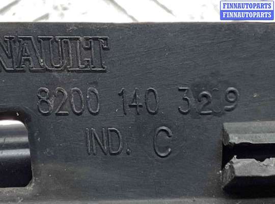 купить Решетка радиатора на Renault Scenic Scenic II (JM) 2003-2006