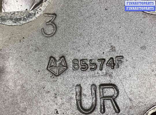 купить Петля двери передней правой на Chrysler Voyager Voyager IV (RG) 2001-2008