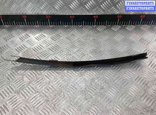 Направляющая стекла VG2674254 на Volkswagen Passat Passat B4 (3A) 1993-1997