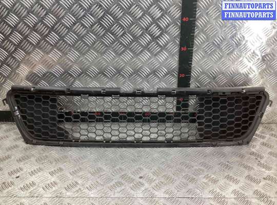 купить Заглушка (решетка) в бампер передний на Dacia Sandero Sandero I (B90) 2008-2012