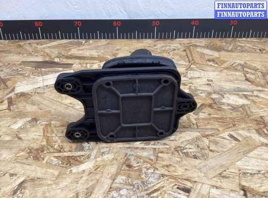 купить Кулиса на Mercedes C C (W203) 2000-2004