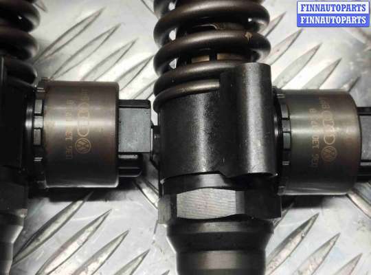 купить Форсунка на Volkswagen Touran Touran I (1T) 2006-2010 рестайлинг