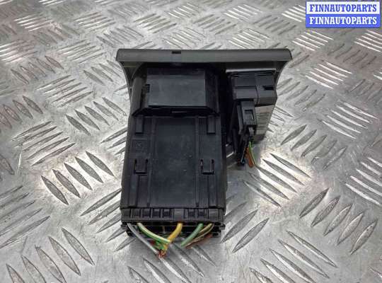 купить Переключатель света на Audi A6 A6 C5 (4B) 1997-2001