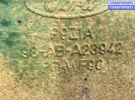 купить Обшивка двери передней правой (дверная карта) на Ford Focus Focus I 2001-2005 рестайлинг