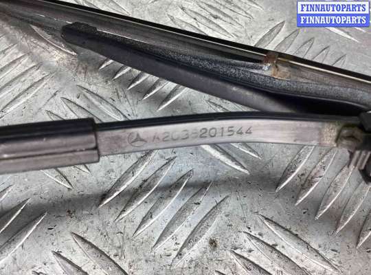 купить Щеткодержатель (поводок стеклоочистителя, дворник) на Mercedes C C (W203) 2000-2004