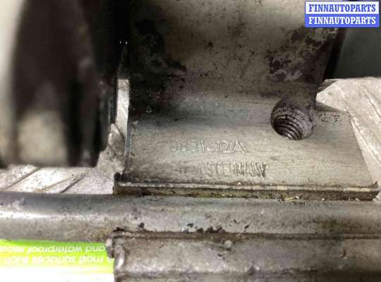 купить Петля двери передней правой на Volkswagen Touran Touran I (1T) 2003-2006