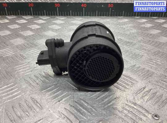 Датчик расхода воздуха (ДМРВ) на Opel Zafira A