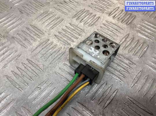 Сопротивление печки OP1957646 на Opel Astra H 2004-2007